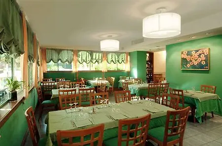 فندق Ristorante Umbria 3*